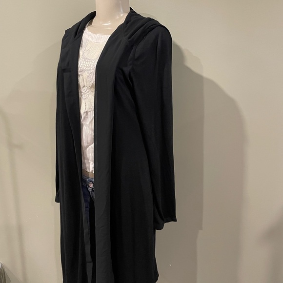 Miilla/ size large long black hooded cardigan - Picture 3 of 5